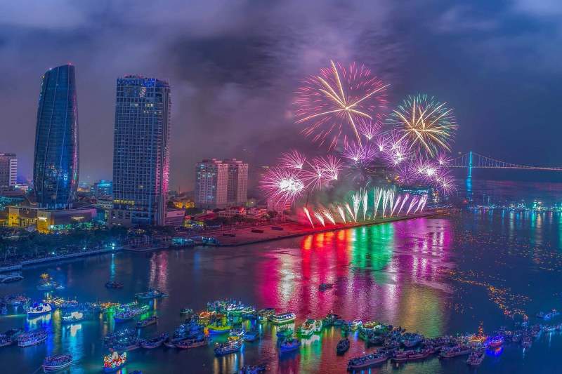 Mãn nhãn với màn trình diễn pháo hoa quốc tế tại Đà Nẵng