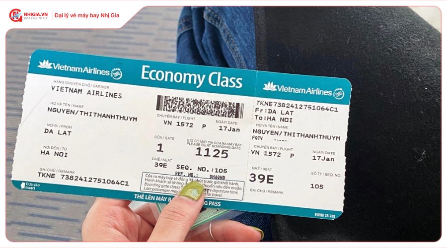 Giá vé máy bay đi Đà Lạt khứ hồi?