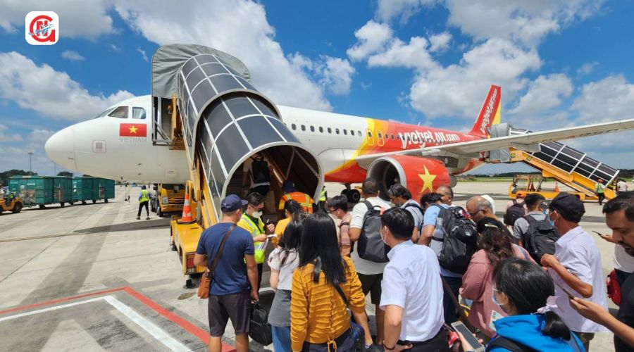 Câu hỏi thường gặp về vé máy bay Tết Hà Nội Sài Gòn