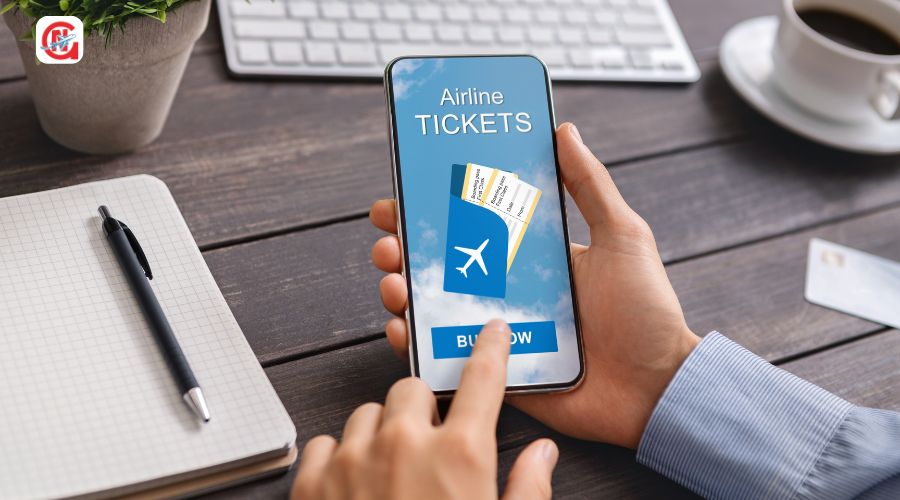 Nên đặt vé máy bay Vietnam Airlines qua đại lý hay phòng vé trực tiếp