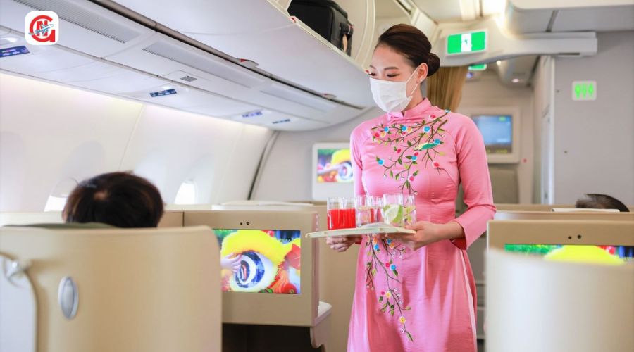 Giá vé máy bay Tết Vietnam Airlines có đắt không?