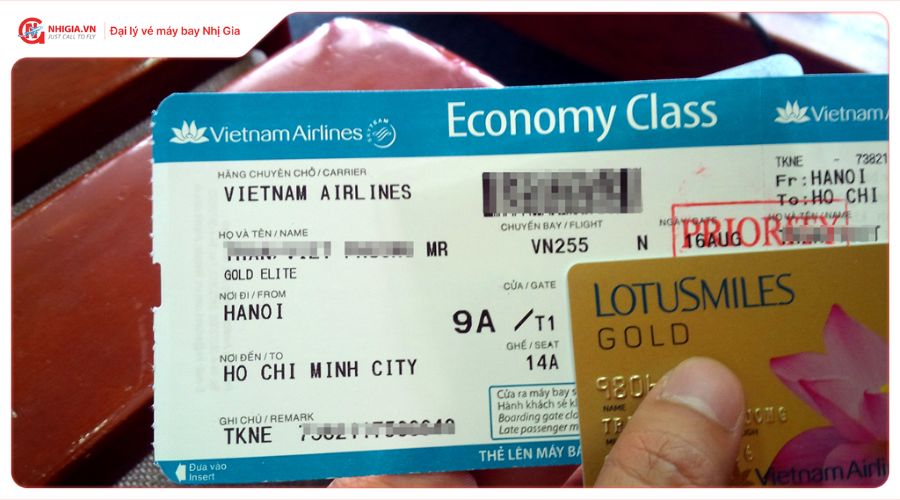 Giá vé máy bay đi Sài Gòn Vietnam Airlines