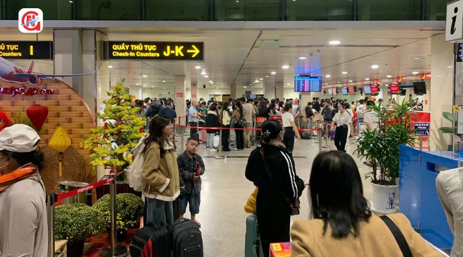 Kinh nghiệm đặt vé máy bay mùng 7 Tết 2026 giá rẻ