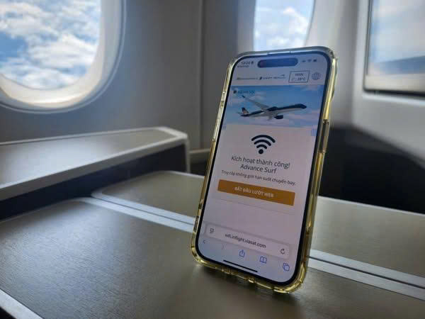 Vietnam Airlines ‘mở bầu trời số’: Kết nối Internet cả khi đang bay 