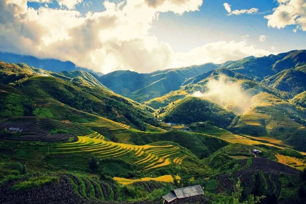 Thung lũng Mường Hoa - Ruộng bậc thang tầng tầng lớp lớp