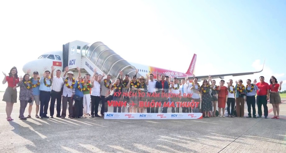 5.000 chuyến bay Vietjet kết nối BMT - Vinh trong 10 năm