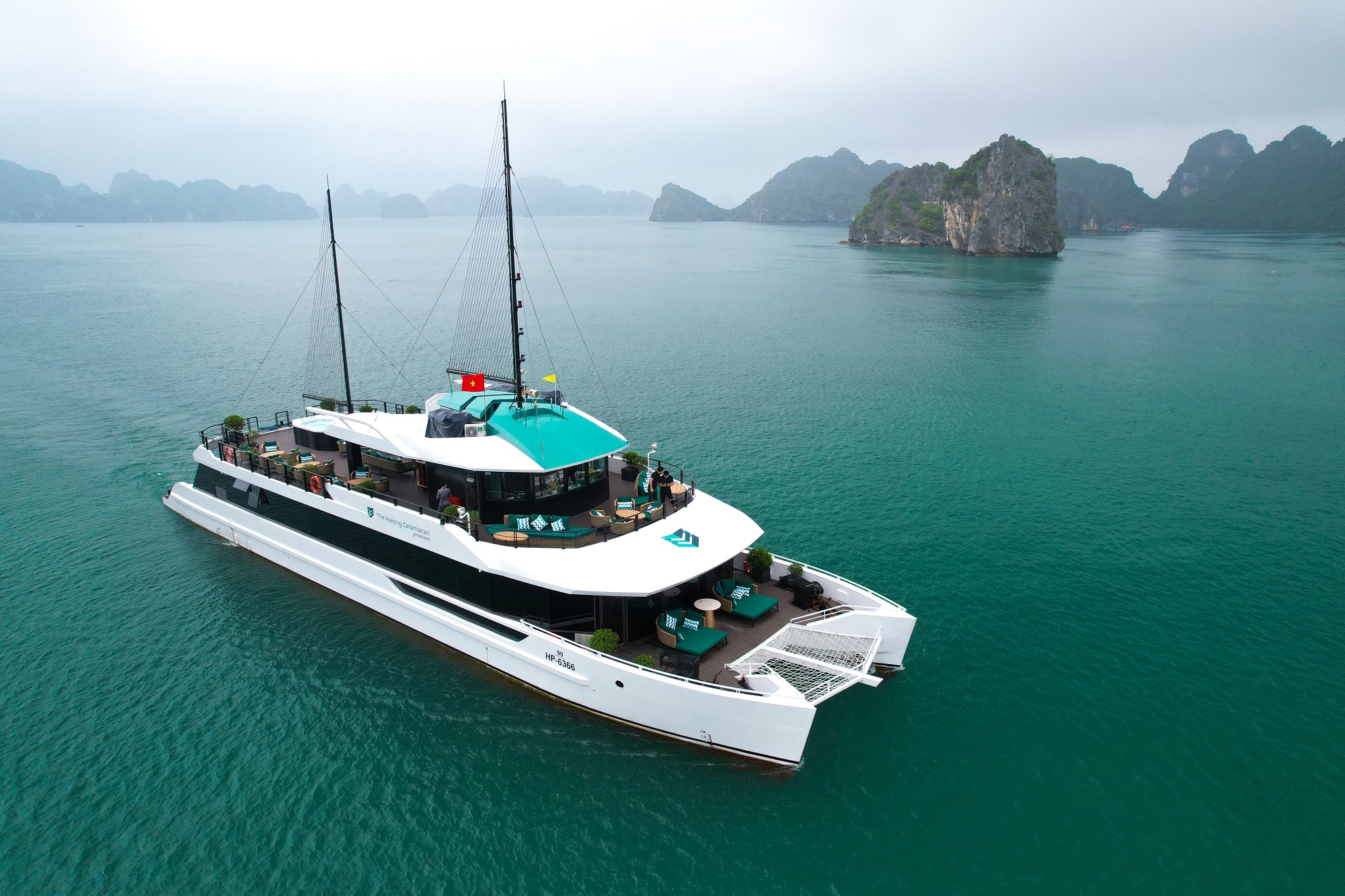 Catamaran Cruise 
