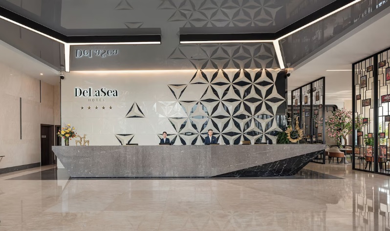 DeLaSea Ha Long Hotel 